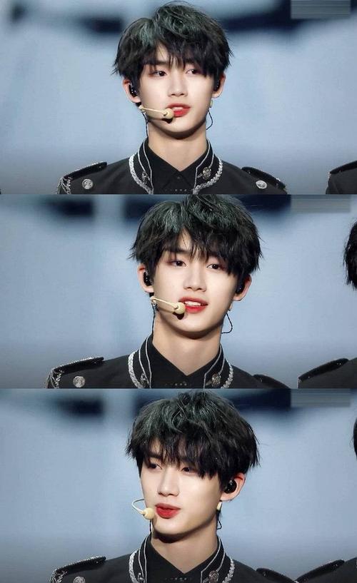 有没有丁程鑫三格的壁纸,像这样,谢谢大噶