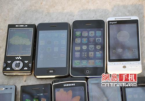 鉴于这种情况,我们给苹果iphone 3gs,三星i8910和lg两款产品分别加上4