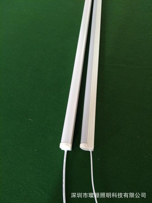 厂家供应t8led全塑一体化单端输入日光灯管1.2m0.9m0.6m恒