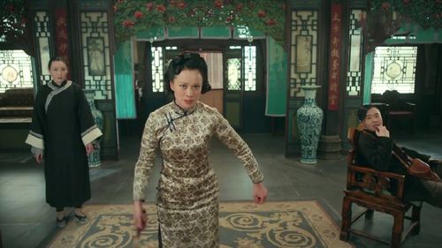 娘道隆万氏身边的这个人不但救了隆夫人还救了孝兴城