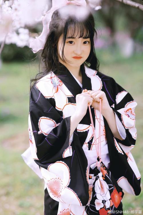 偶像女团snh48成员杨宇馨迷人美照欣赏,真好看