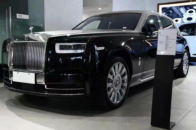 2021款劳斯莱斯幻影加长双拼唯一现车