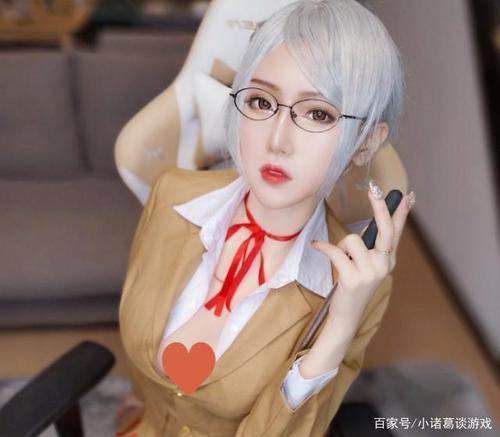 斗鱼主播腐团儿二次元的神身材颜值爆表cosplay美照图集