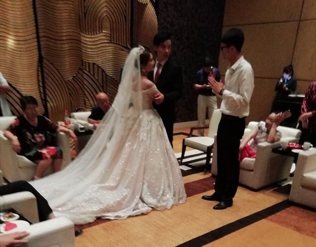 张小雪与吴葳灵婚礼