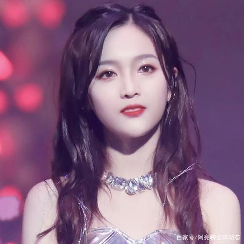 女团出道的中国女明星,个个貌美如花,谁最让你心动!