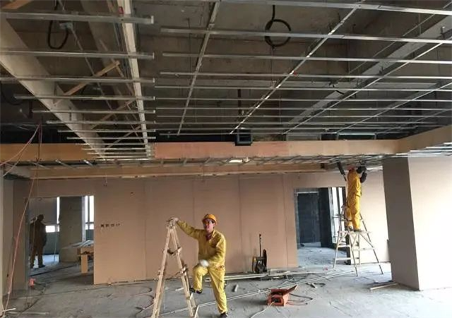 木饰面造型吊顶施工过程