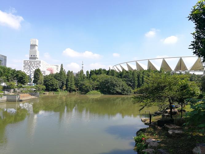 佛山世纪莲和佛山公园.