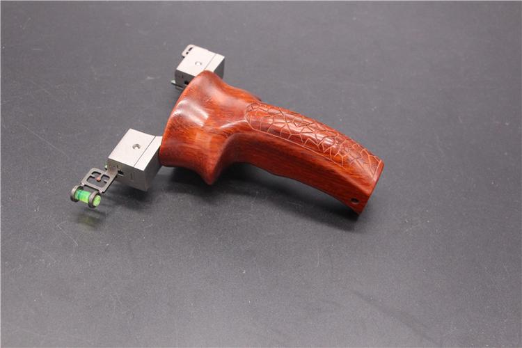 定海神针弹弓实木手柄不锈钢弓头龙王阿拉善手感王扁皮弓弹簧快压