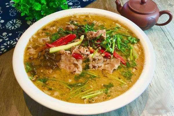 酸汤金针汆肥羊