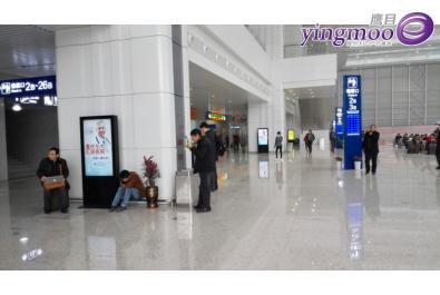 首页 重庆市  重庆北站北广场刷机屏         旅客检票必看,往来受众