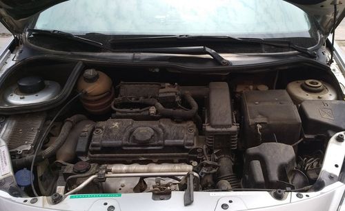 标致-207 2011款 三厢 1.4l 手动驭乐版