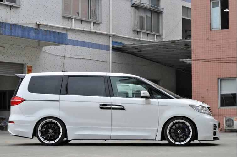 本田 艾力绅大包围 艾力绅碳纤改装大包围 艾力绅 包围 中网 尾翼