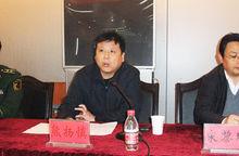 公安局长; 2009年7月至今任中共彭泽县县委常委,政法委书记,县公安局