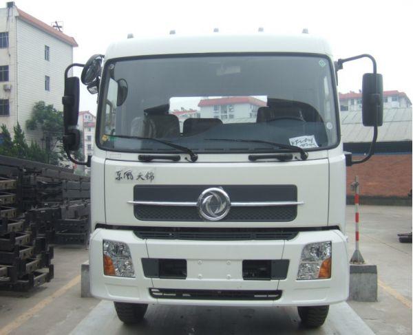 供应东风康明斯货车 东风天锦三轴平板载货车dfl1160