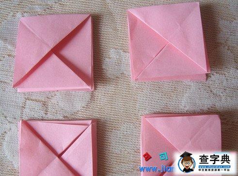 同时还能够制作出精致的作品,今天小编分享花篮折纸步骤,手工花篮折纸