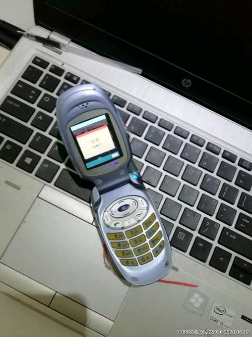 三星经典翻盖手机