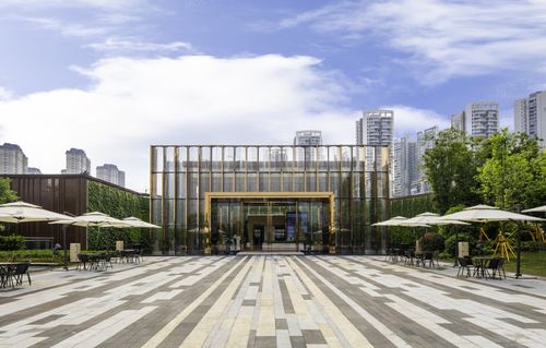 观山湖远大美域/83平米/首付18万/双公园 口 房