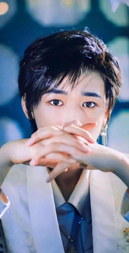 宋亚轩精选壁纸集