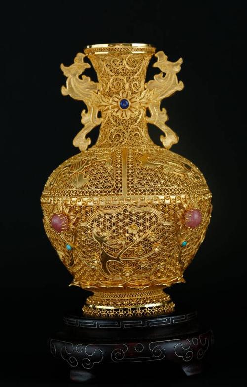 袁长君百余件花丝镶嵌作品在京展出