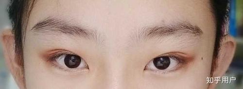 拥有吊眼是怎样的体验?