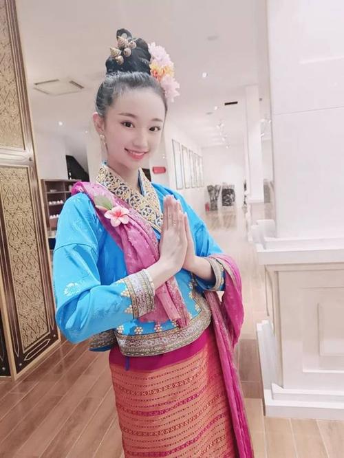回顾2019西双版纳水灯小姐美照!可谓清水出芙蓉,天然去雕饰!