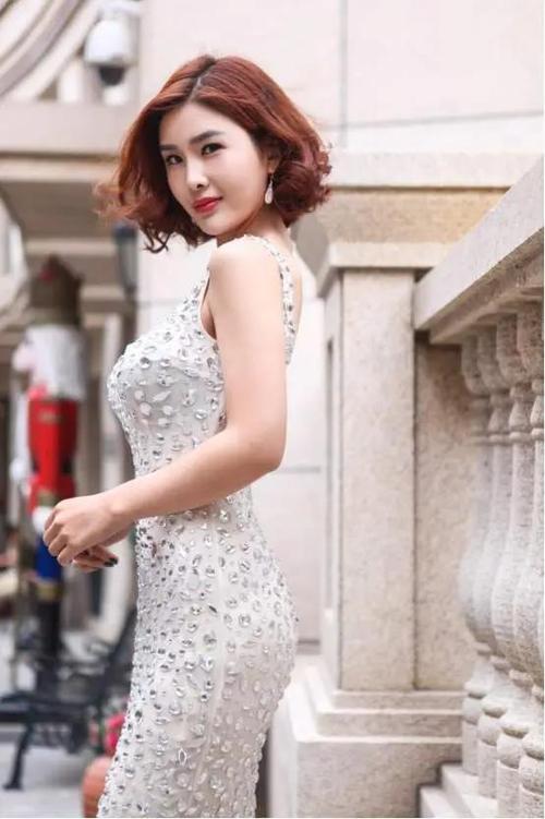 闫盼盼——另类"艺术家"