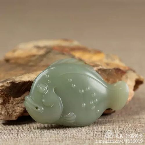 活灵活现的玉雕鱼,美得令人窒息!