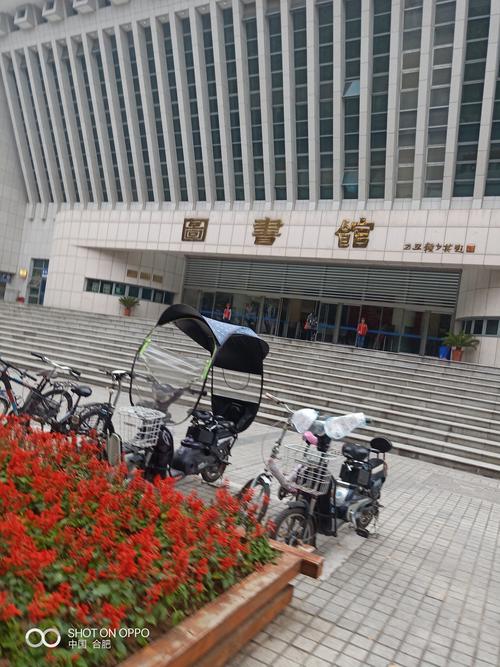 安医大新图书馆,建起的那年,我们已经毕业.