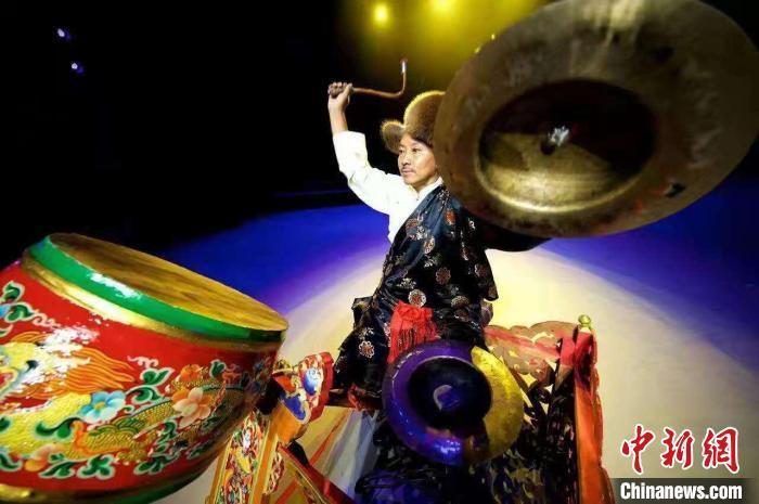 藏戏司鼓师扎西旺杰:一鼓一钹成就艺术人生