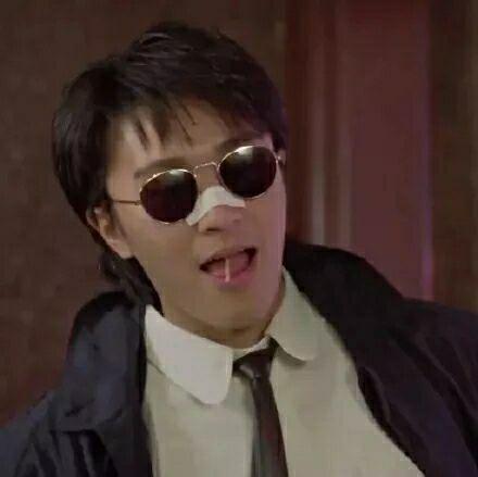 周星驰帅气高清头像图片