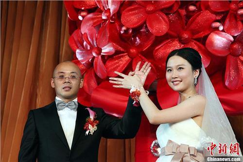 曹德旺走出家族接班首谈女儿女婿,曹德旺女婿叶舒简历