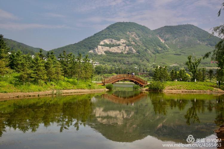 初夏的大连西郊棠梨沟公园