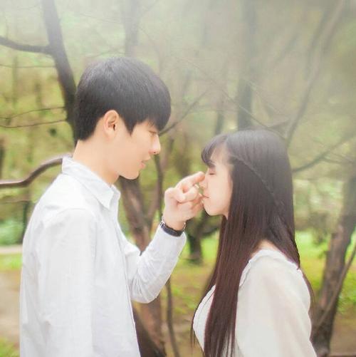 情侣头像〕〔男女头像〕〔森系〕乖一点,我就抱你. by时卮