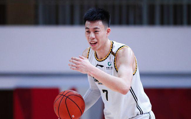 郭艾伦果然没有上场!辽宁轻取吉林,付豪伤退,张镇麟表现高效