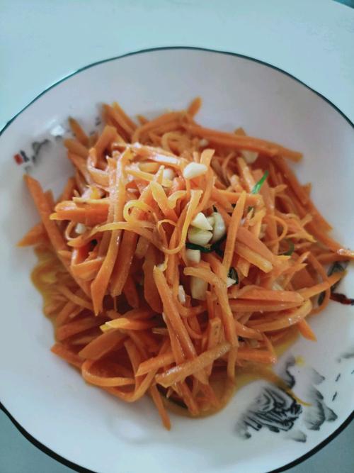 清炒胡萝卜丝