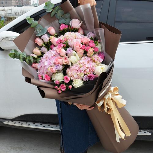 男朋友生日送什么花比较好,男朋友生日适合的句子