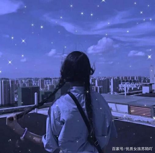 天空背影女头(原图源于网络/滤镜自调)
