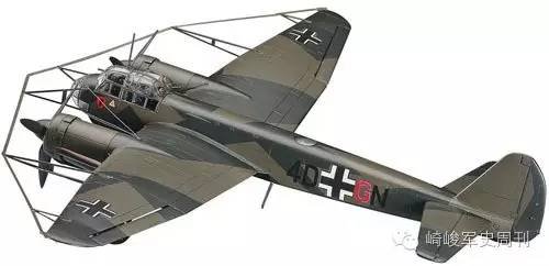 另外,德军还在一些轰炸机的前方装上巨大的缆绳剪,例如he 111h-8