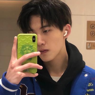 男生帅气头像真人头像小奶狗2021好而长久的感情不仅需要聊天还需要