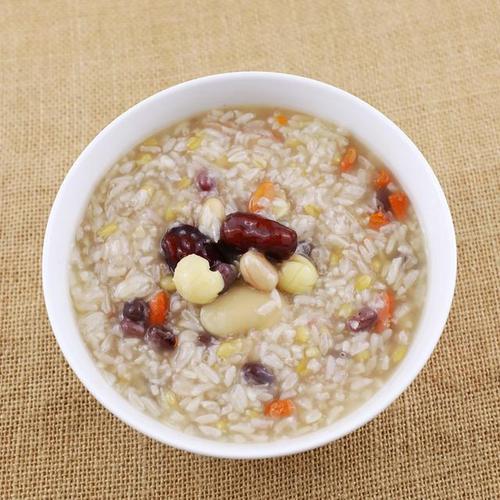 一碗五谷杂粮粥,让你一天活力满满,美肤还能饱腹