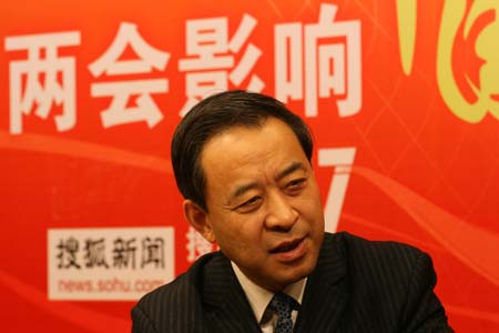 河南省政协副主席陈义初谈农民工权益保护(图)