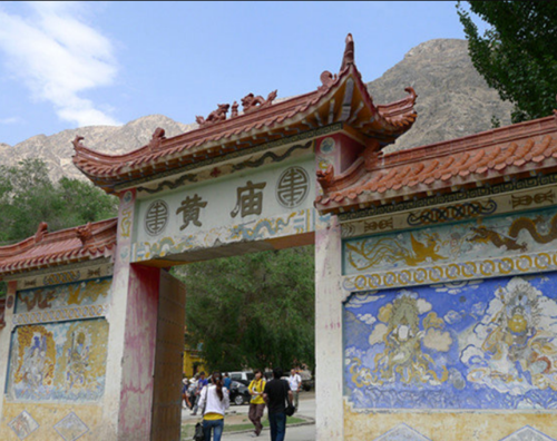 黄庙集位于项城市东南30公里付集镇黄庙集内,老泥河西来东注,河南岸属