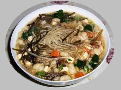 岚县圪坨 玩网购 或许,岚城的经济在一段时间里曾经没落,但绝不是永远