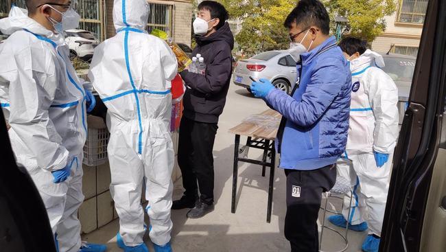 志愿防疫我们在行动丨嘉峪关福彩抗疫志愿者支援紫轩社区