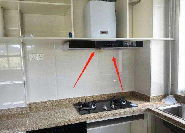 看完对比我终于知道买哪种油烟机了顶吸别选一炒菜就遭罪