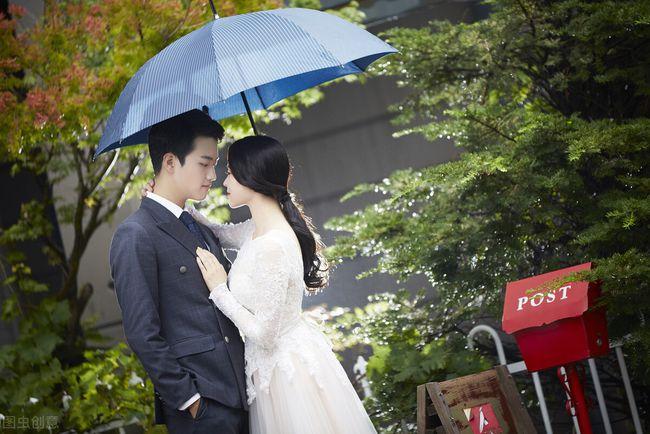 我们两个人终会相见,相遇,相知,相爱,相守一生,相伴一生