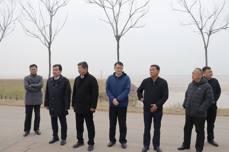 开封市政府党组成员王国庆调研我市黄河湿地保护工作