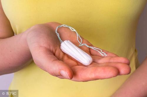 欧美女性生理期独爱卫生棉条,而非洲五颜六色的姨妈巾