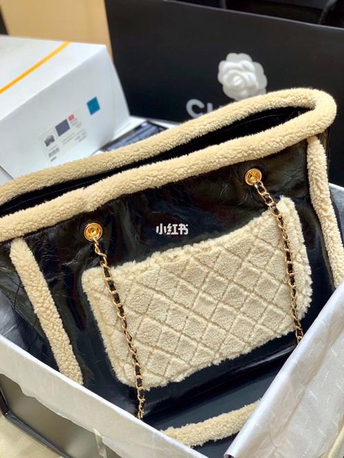 chanel 香奈儿2020早春限量版实用型购物包_香奈儿怎么样_时尚_箱包