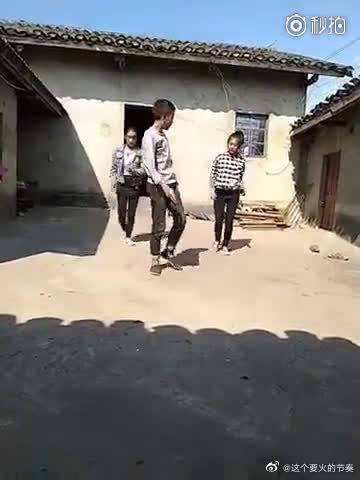 全村的骄傲,加油!